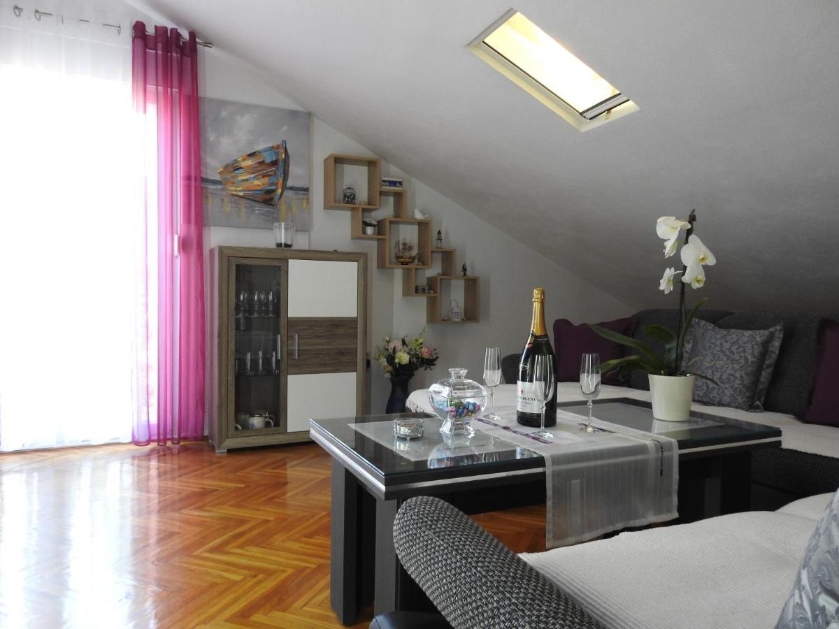 טרוגיר Marini Apartmani מראה חיצוני תמונה