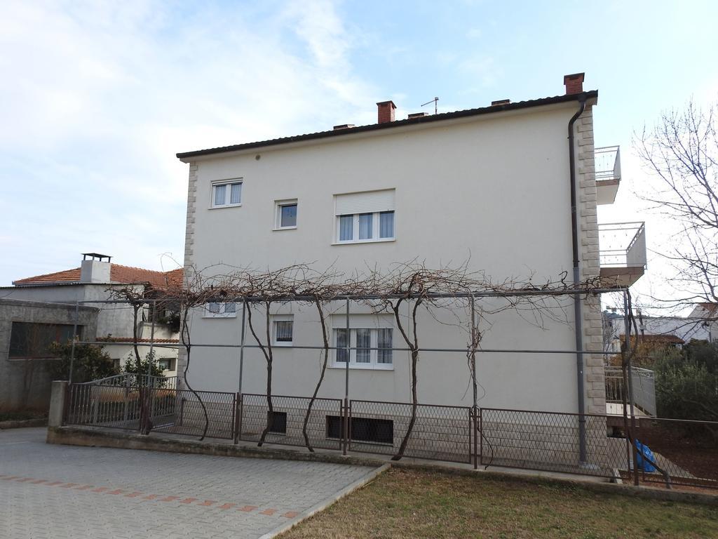 טרוגיר Marini Apartmani מראה חיצוני תמונה