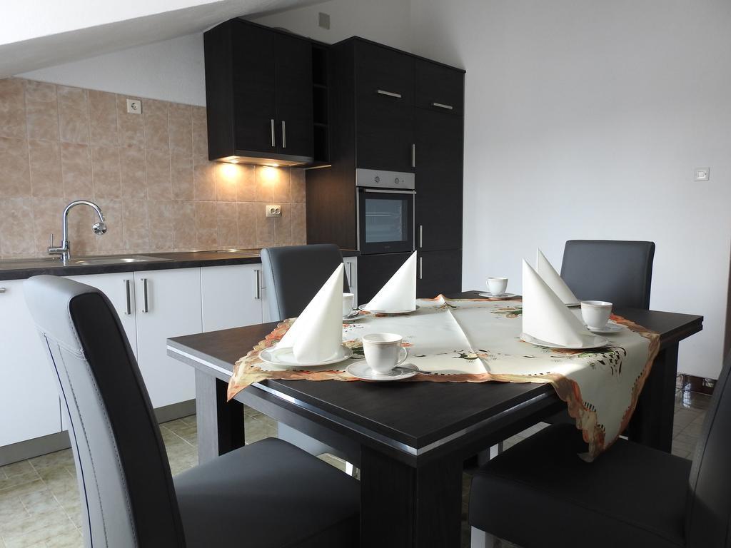 טרוגיר Marini Apartmani מראה חיצוני תמונה