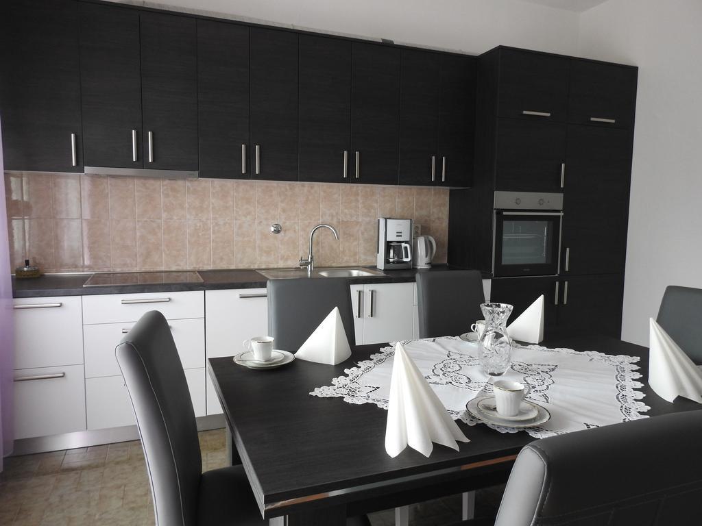 טרוגיר Marini Apartmani מראה חיצוני תמונה