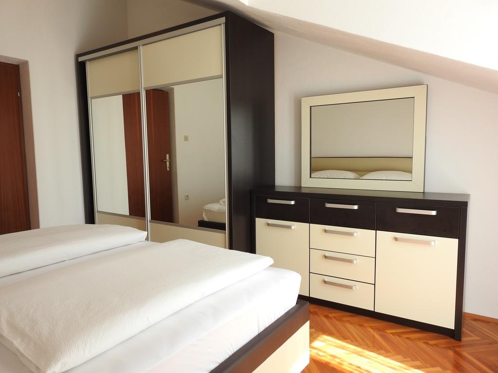 טרוגיר Marini Apartmani מראה חיצוני תמונה